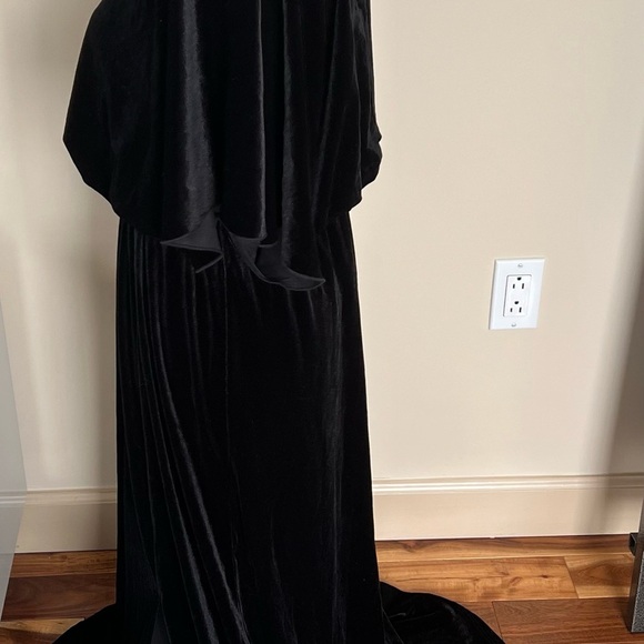 See and Be Seen Blacket Velvet Dress Size Elegant Party Medium - Picture 6 of 8